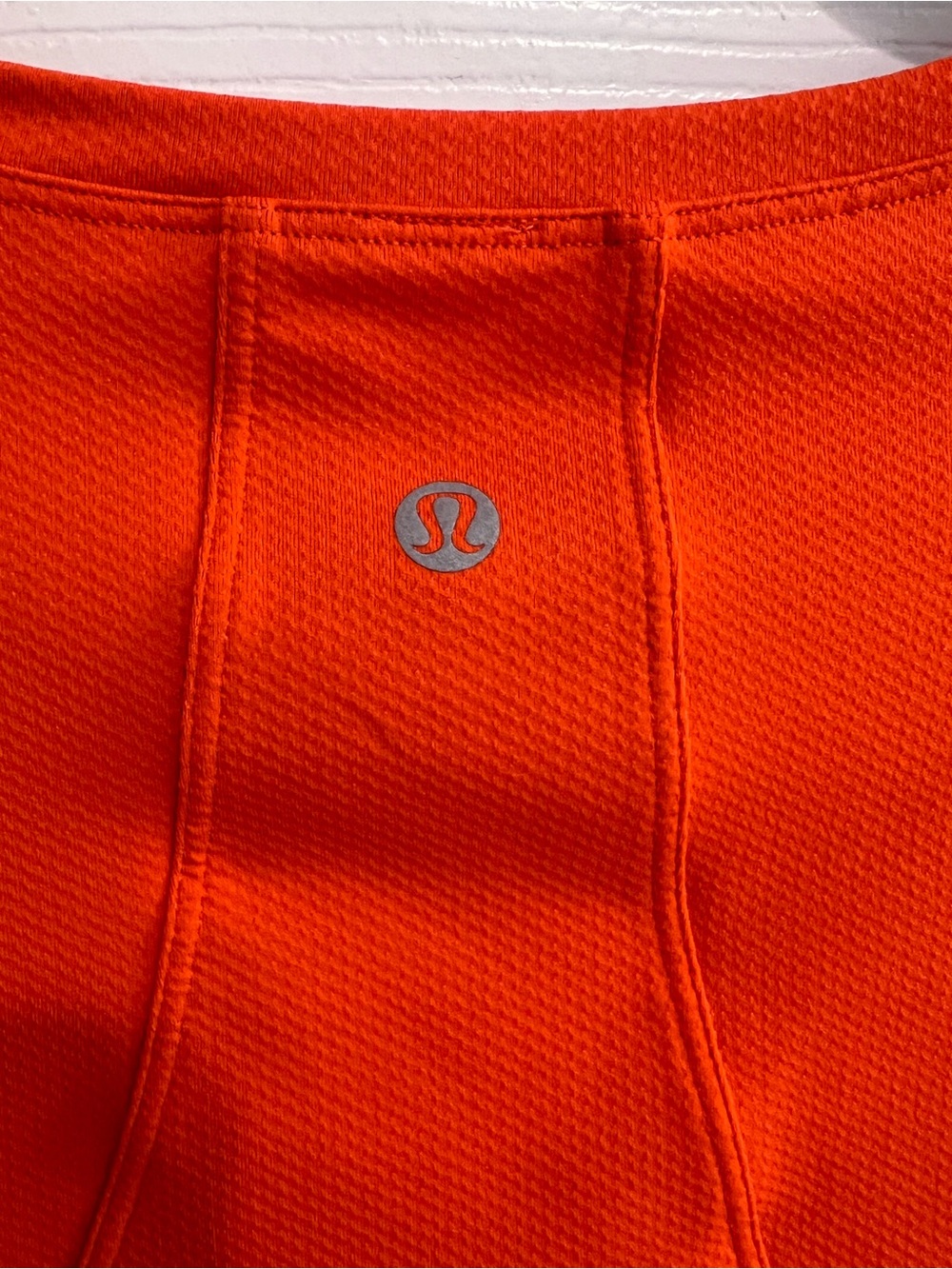 Lululemon Muscle Love Vibrant Orange Cropped Sweat Wicking Long-Sleeve Top - Picture 3 of 3